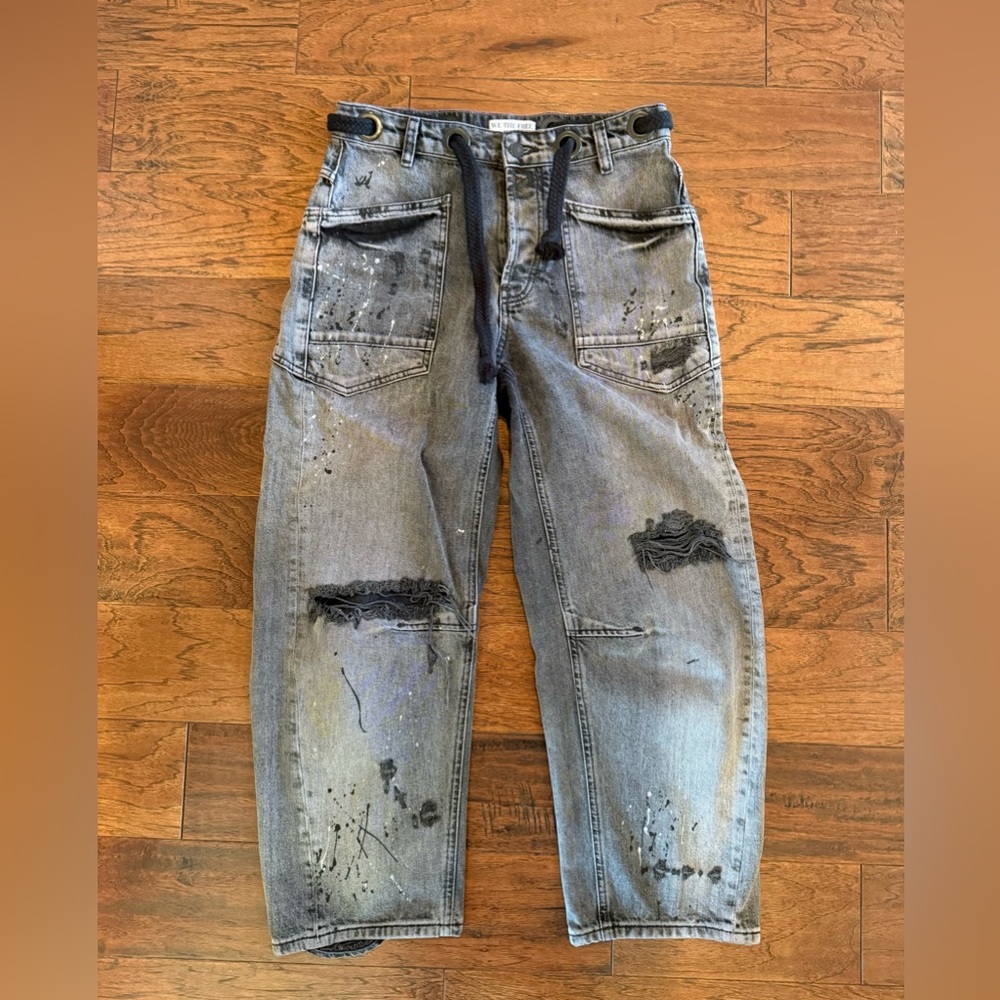 We The Free Moxie Pull-On Barrel Jeans. Size 25
